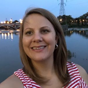 Meet your Posher, Kelly